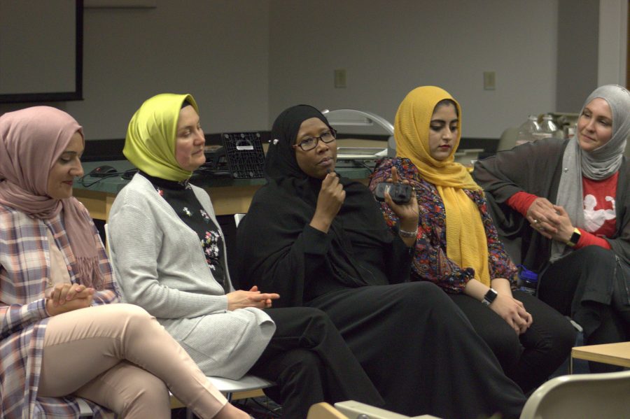 Speakers (From left to right) Zarby, Miyake, Suad, Nahwa, and Mikayla answering questions from audience members.

Maileca Gontinas | The Falcon