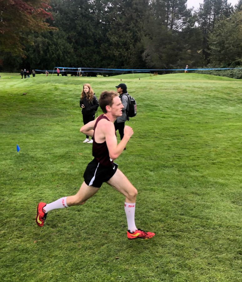 Colin Boutin runs on the course at the Western Washington Classic