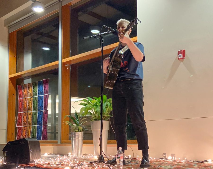 This past Friday November 5th, queer Christian artist Semler performed live at Seattle Pacific University in Upper Gwinn. This event was made possible by Associated Students of Seattle Pacific (ASSP). (Courtesy of Chloe Guillot)