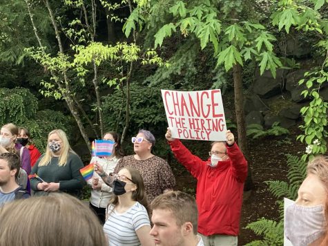 Many students, faculty, and staff members stood outside of Upper Gwinn where inside, the Board of Trustees were holding a meeting regarding the universitys controversial lifestyle expectations and the statement on human sexuality. (Audrey Oscarson)