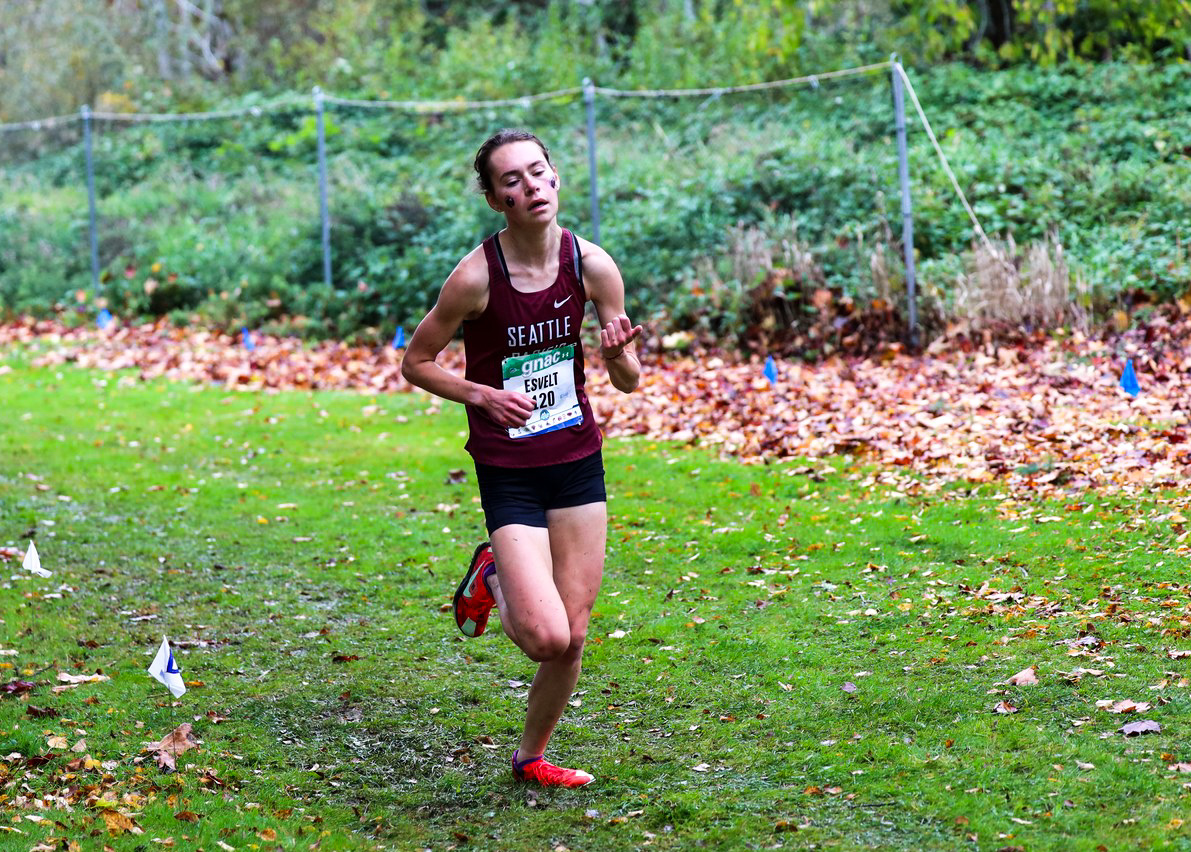 Senior Annika Esvelt participates at the 2024 GNAC XC Championships on Oct. 26, 2024 at Sudden Valley Golf Course in Bellingham, WA.
(Courtesy of SPU Athletics)